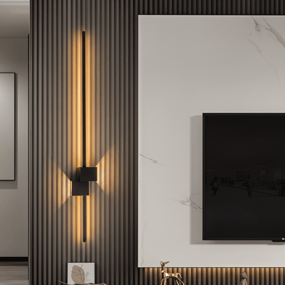 Applique LED lungo un corridoio moderno