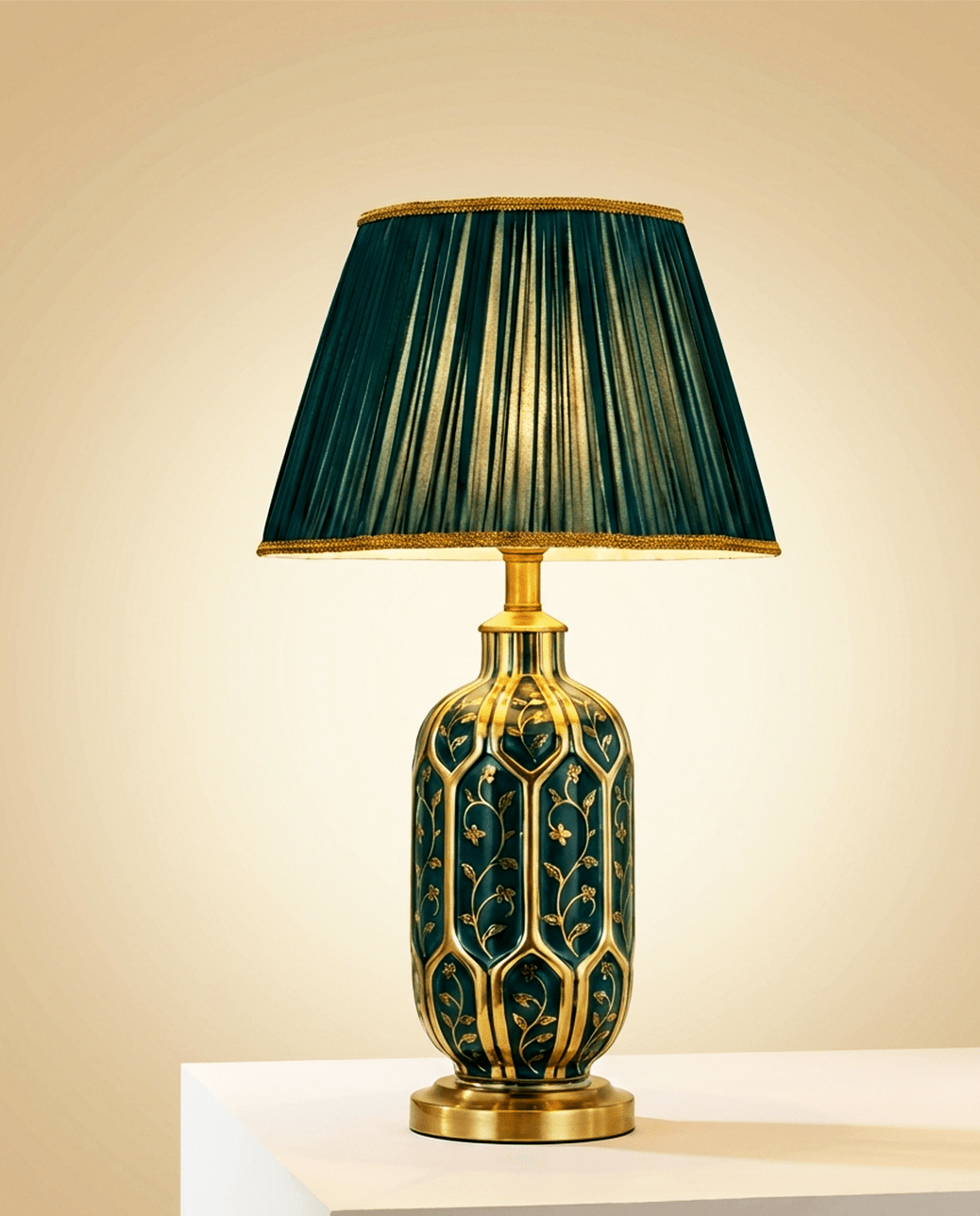 Lampada da tavolo Stefano in ceramica decorata verde
